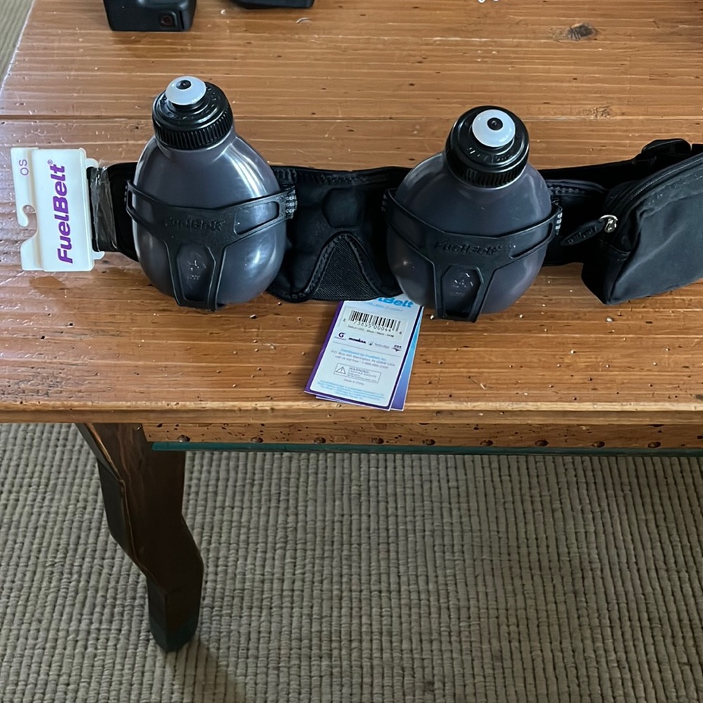 Fuel Belt double water bottle and small pouch - black